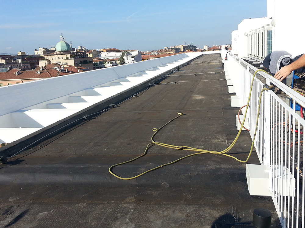 Guaina Derbigum garanzia anni 15