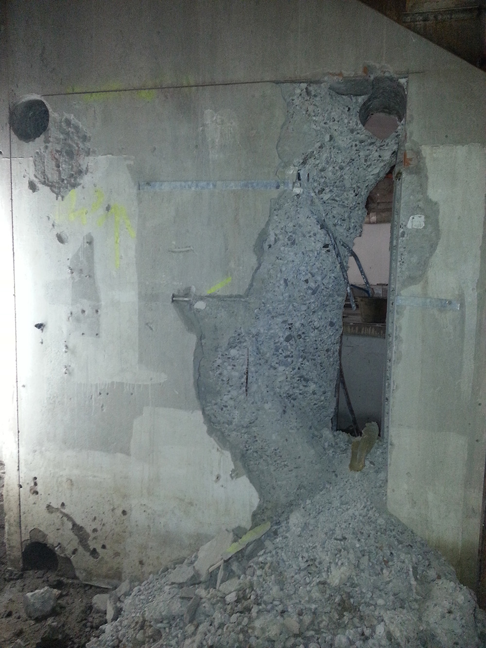 Porzione muro delimitata da taglio