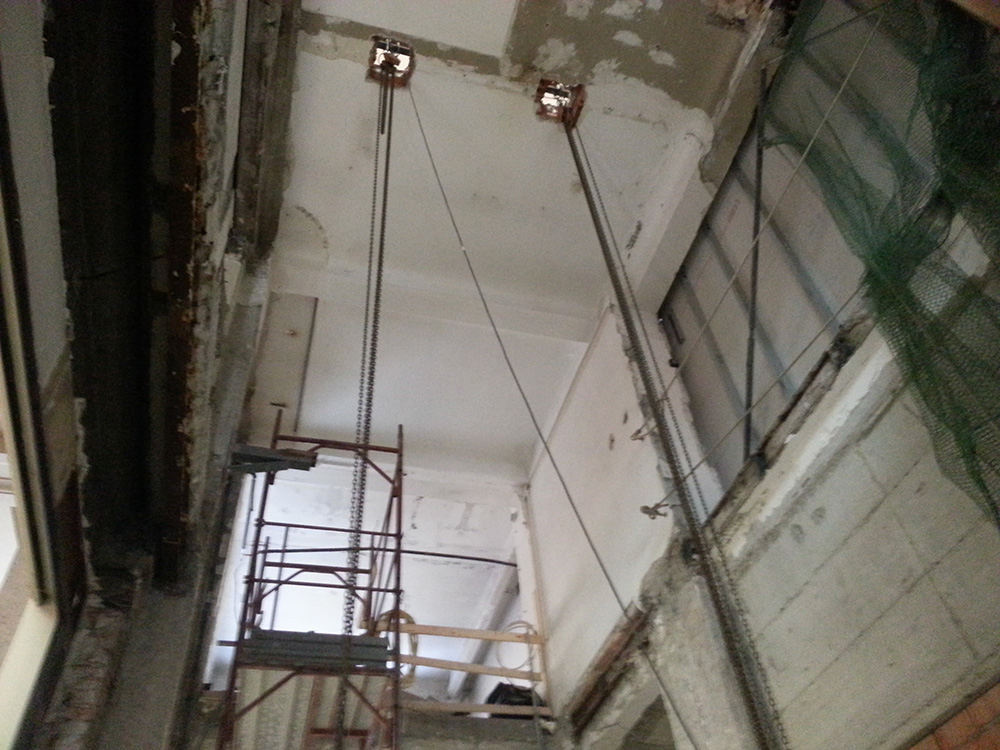 Posizionamento grandi travi acciaio