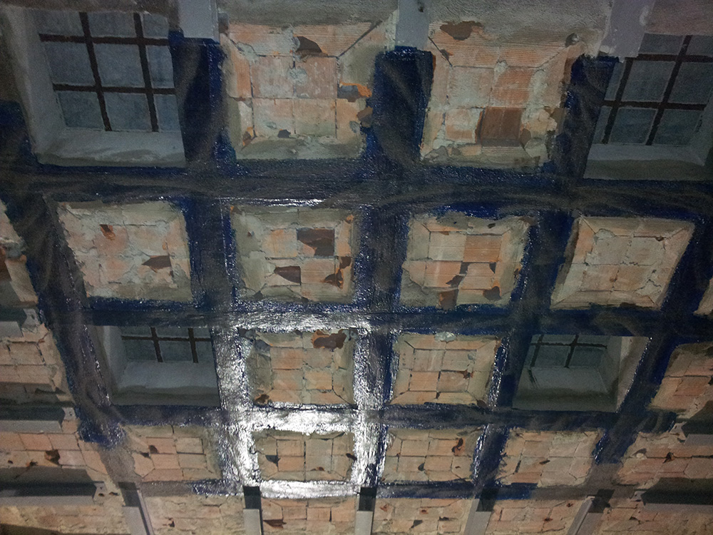 Rinforzo solaio con fibre in carbonio