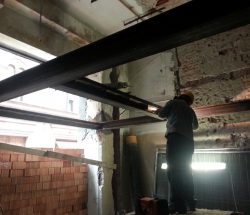 Saldatura opera rinforzi carpenteria metallica